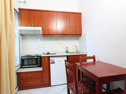 Anna Chaniotis