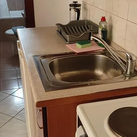 Anna Apartment *